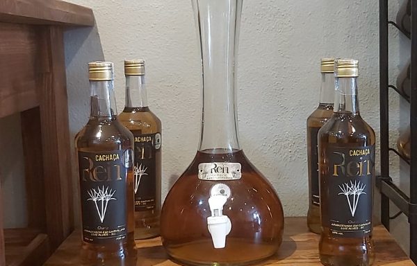 Cachaça Rein Ouro